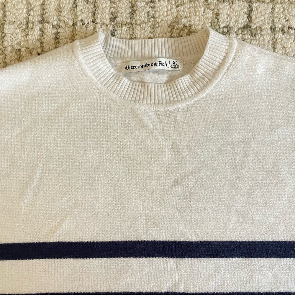 Abercrombie & Fitch Luxeloft Striped Sweater Tee - Picture 3 of 6